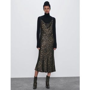 FLOWING CAMISOLE SLIP DRESS